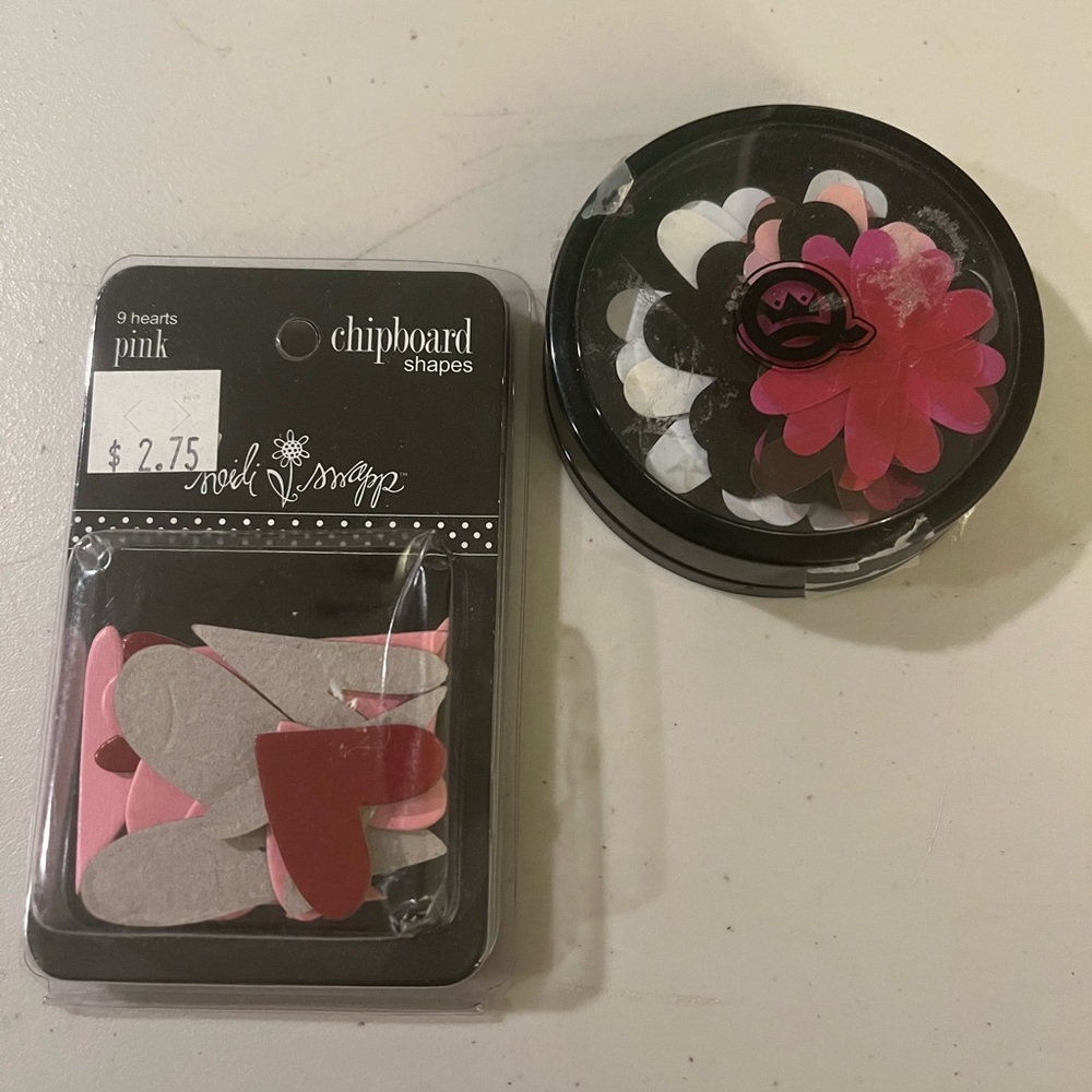 Pink and Red Chipboard Shapes Set and 27 fab flowers